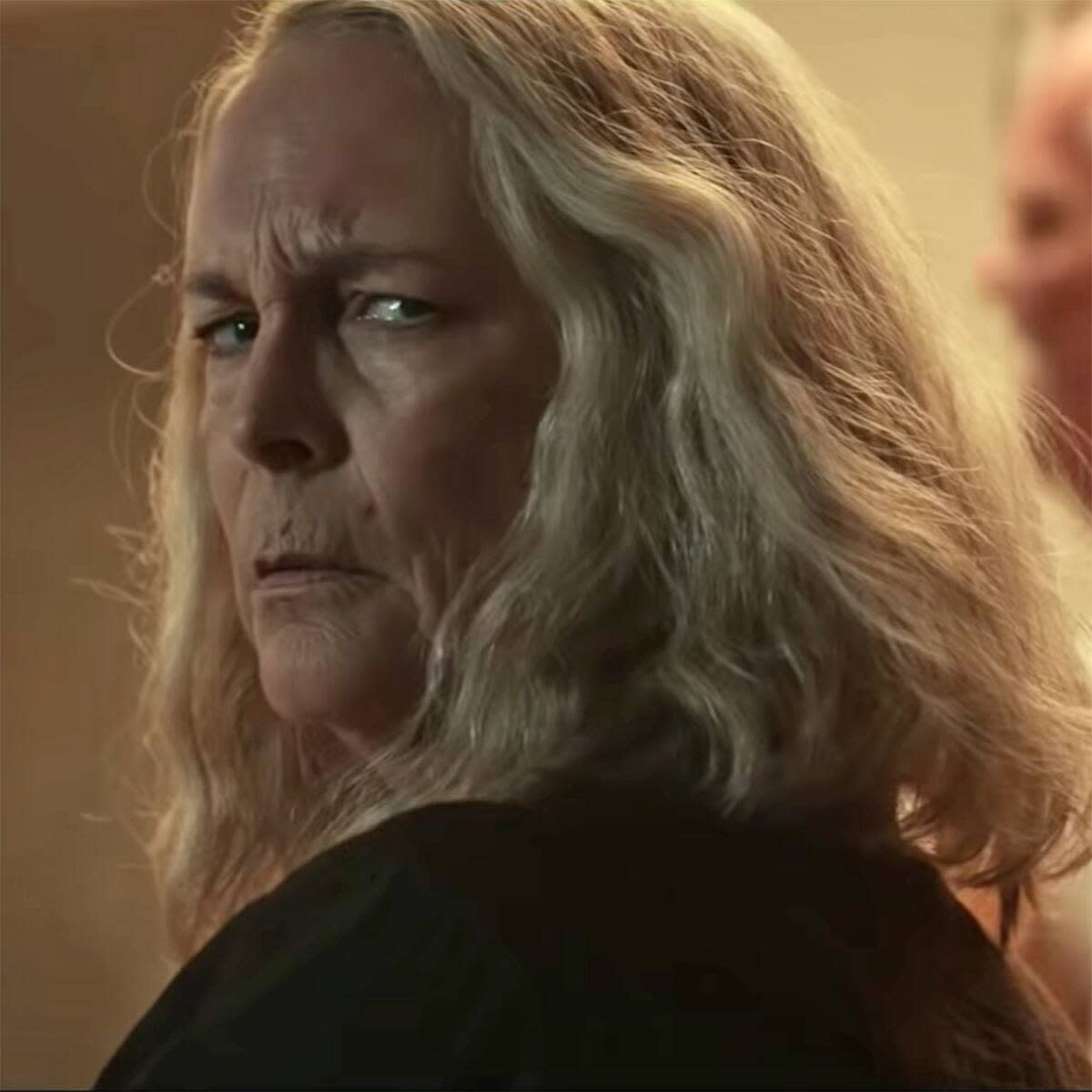 Jamie Lee Curtis Faces Off Against Michael Myers In New Halloween Kills 9652