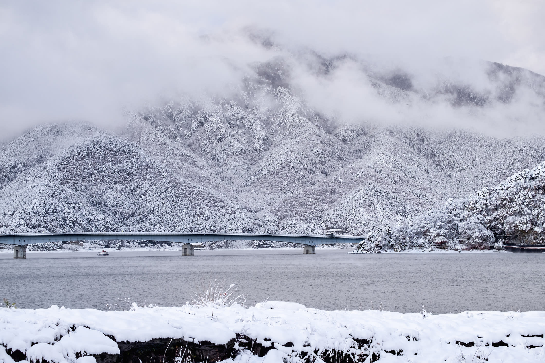 rare-freezing-rain-is-set-to-hit-the-uk-this-weekend-but-what-is-it