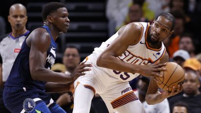 Getty Images - PHOENIX, ARIZONA - APRIL 05: Kevin Durant #35 of the Phoenix Suns posts up on Anthony Edwards #5 of the Minnesota Timberwolves during the game at Footprint Center on April 05, 2024 in Phoenix, Arizona. The Suns defeated the Timberwolves 97-87. NOTE TO USER: User expressly acknowledges and agrees that, by downloading and or using this photograph, User is consenting to the terms and conditions of the Getty Images License Agreement.  (Photo by Chris Coduto/Getty Images)