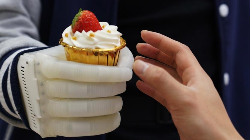 MIT neuroprosthetic balloon hand