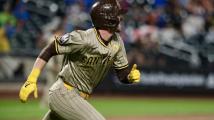 Jackson Merrill's solo home run (6)