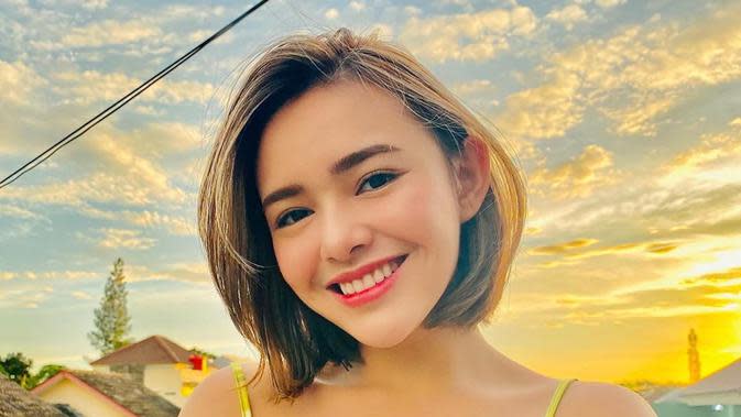 Penampilan Cantik Amanda  Manopo  dengan Rambut  Pendek 