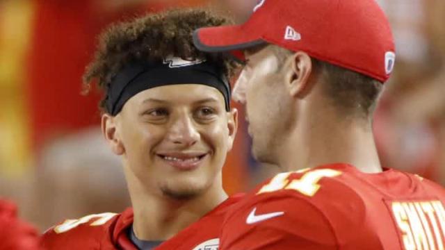 The veteran and rookie dynamic: Patrick Mahomes says Alex Smith 'always was helping me'
