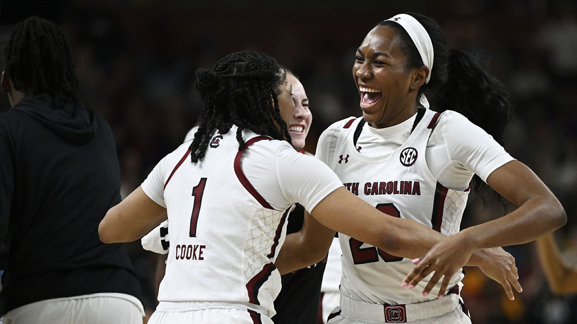 What it's like to play for South Carolina women's football team