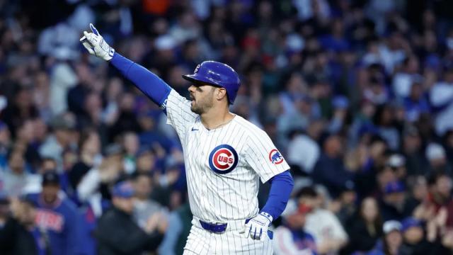 Tauchman homers twice in Cubs win over Astros