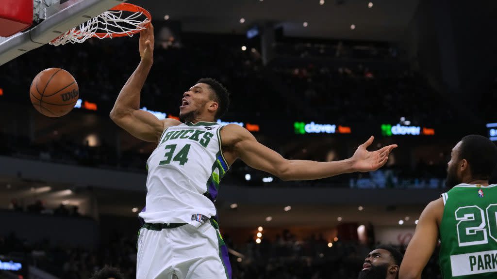 Giannis Antetokounmpo, Bucks take down Celtics with big comeback