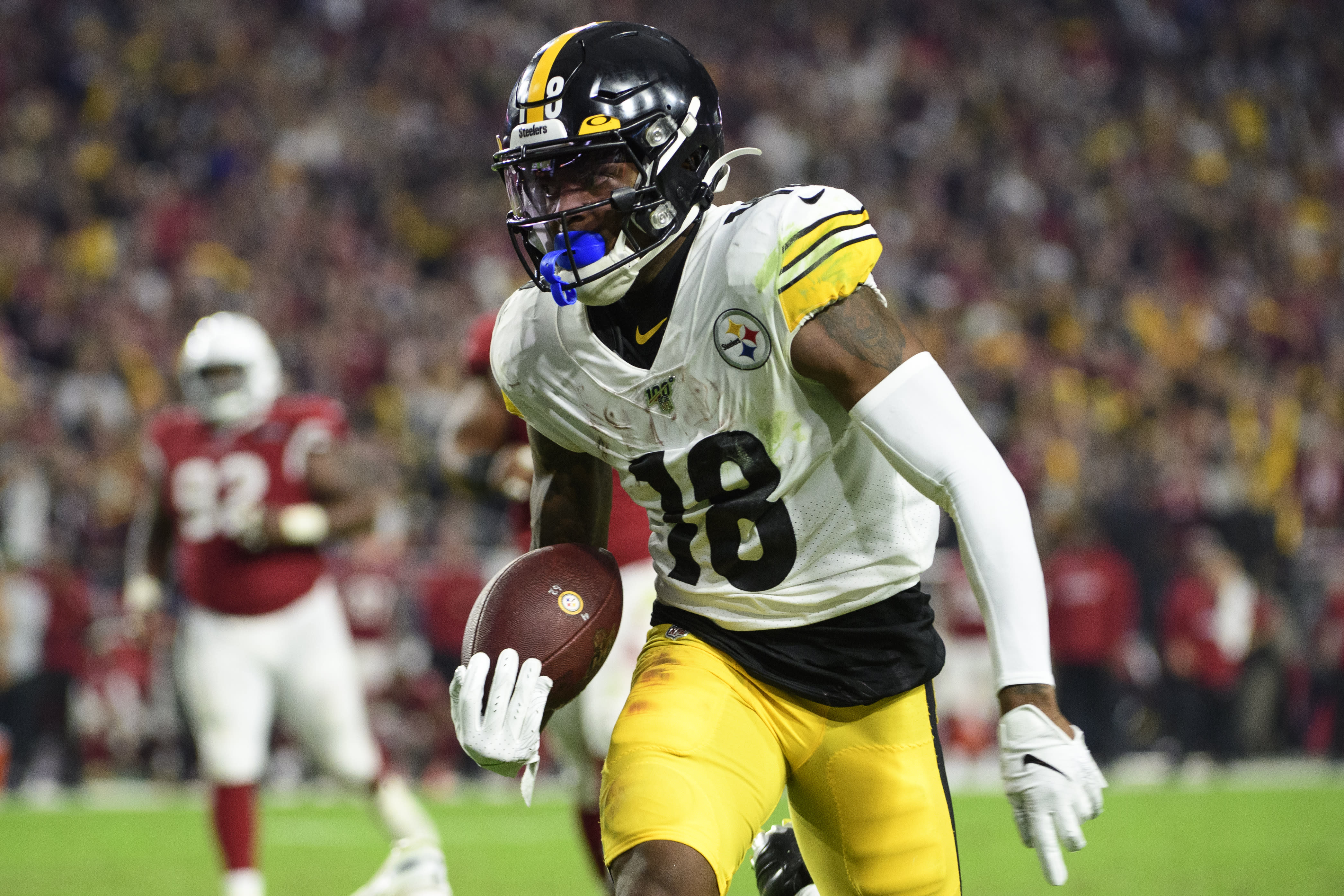 Antonio Brown has message for Steelers following Diontae Johnson's