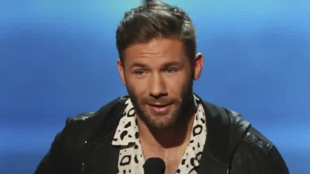 Julian Edelman might have helped stop school shooting threatened in Instagram comment