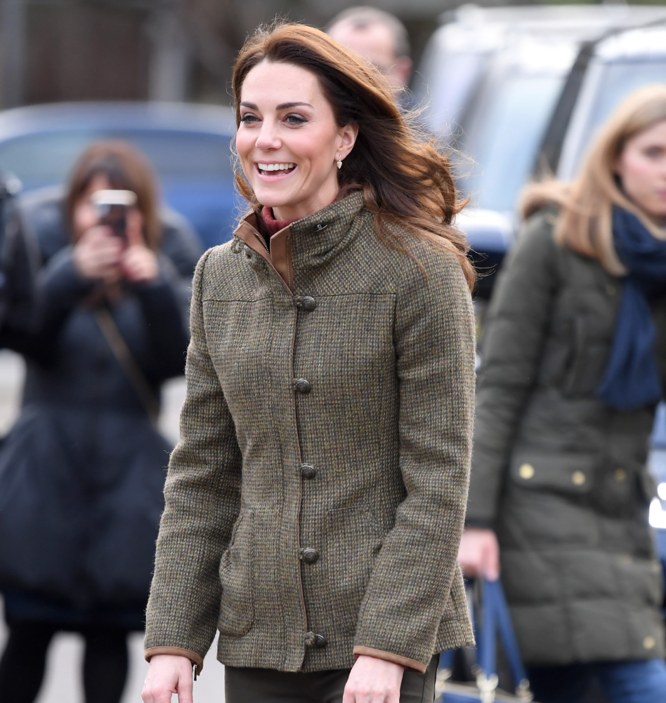 Kate Middleton wears skinny jeans in latest royal outing