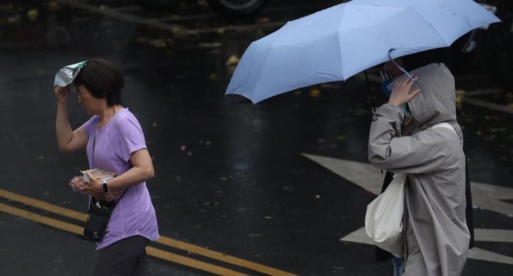 苗栗升級豪雨 10地防大雨雷擊