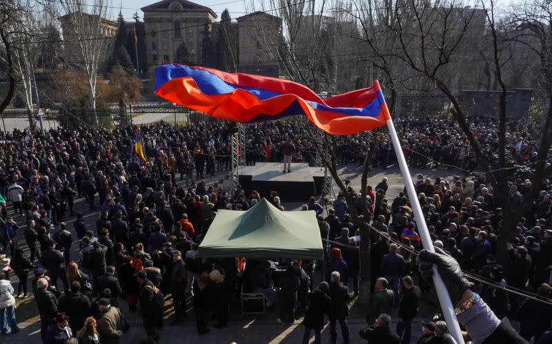 Armenian president refuses to fire chief of armed forces amid political crisis