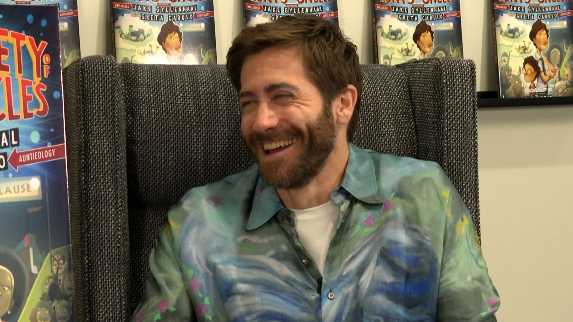 Jake Gyllenhaal Writes First Children s Book For His Nieces Identifies As A Funcle Exclusive