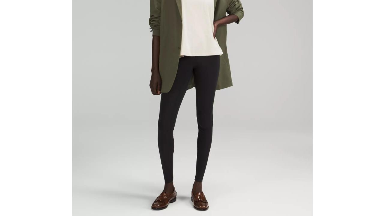 This look is so popular now. I'm just wondering why Lululemon hasn't done a crossover  leggings style like these in the align fabric? I want and need! : r/ lululemon