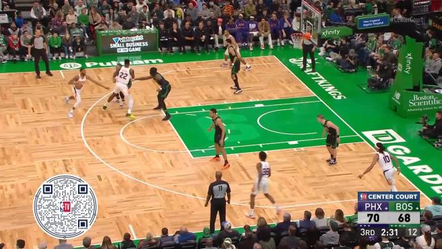 Deandre Ayton with an alley oop vs the Boston Celtics