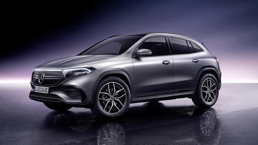 Mercedes-EQ, EQA, AMG Line, mountaingrau magno, Studioaufnahme; EQA 250 (Stromverbrauch kombiniert: 15,7 kWh/100 km; CO2-Emissionen kombiniert: 0 g/km) //  Mercedes-EQ, EQA, AMG Line, mountain grey magno, studio shot; EQA 250 (combined electrical consumption: 15.7 kWh/100 km; combined CO2 emissions: 0 g/km)