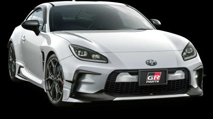 TRD 於東京改裝車展發表 Toyota GR86 的新款改裝配件