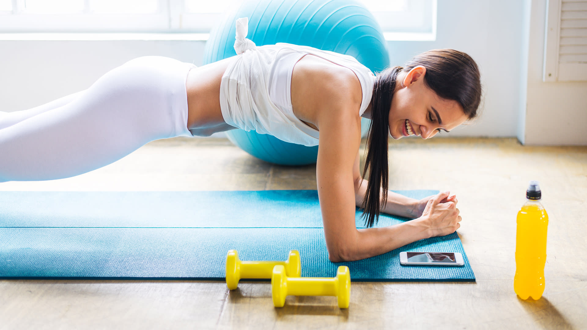 The Most Effective Ab Workout Accessories To Create an At ...