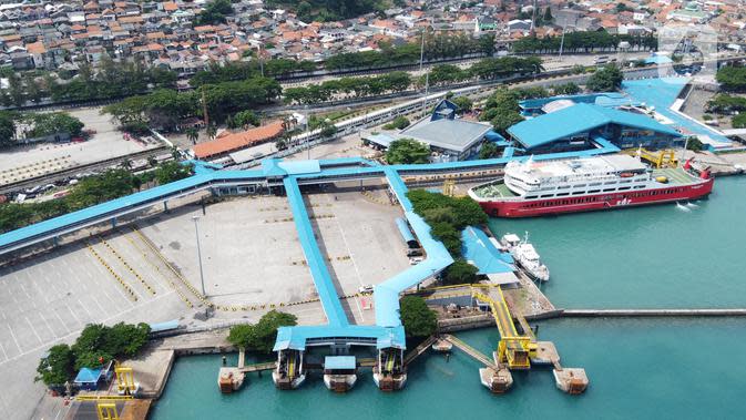 FOTO Ada Larangan Mudik Pelabuhan Merak Hanya untuk 