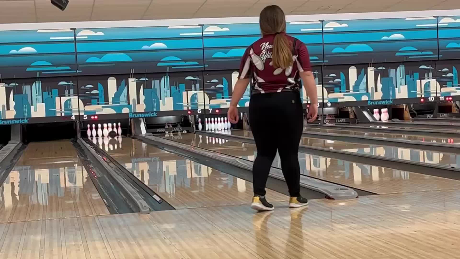 VIDEO Newark bowling teams roll past Groveport