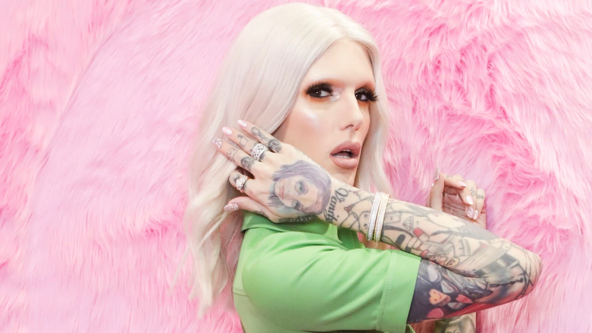 Jeffree Star Hospitalized After 'Severe Car Accident': 'I ...