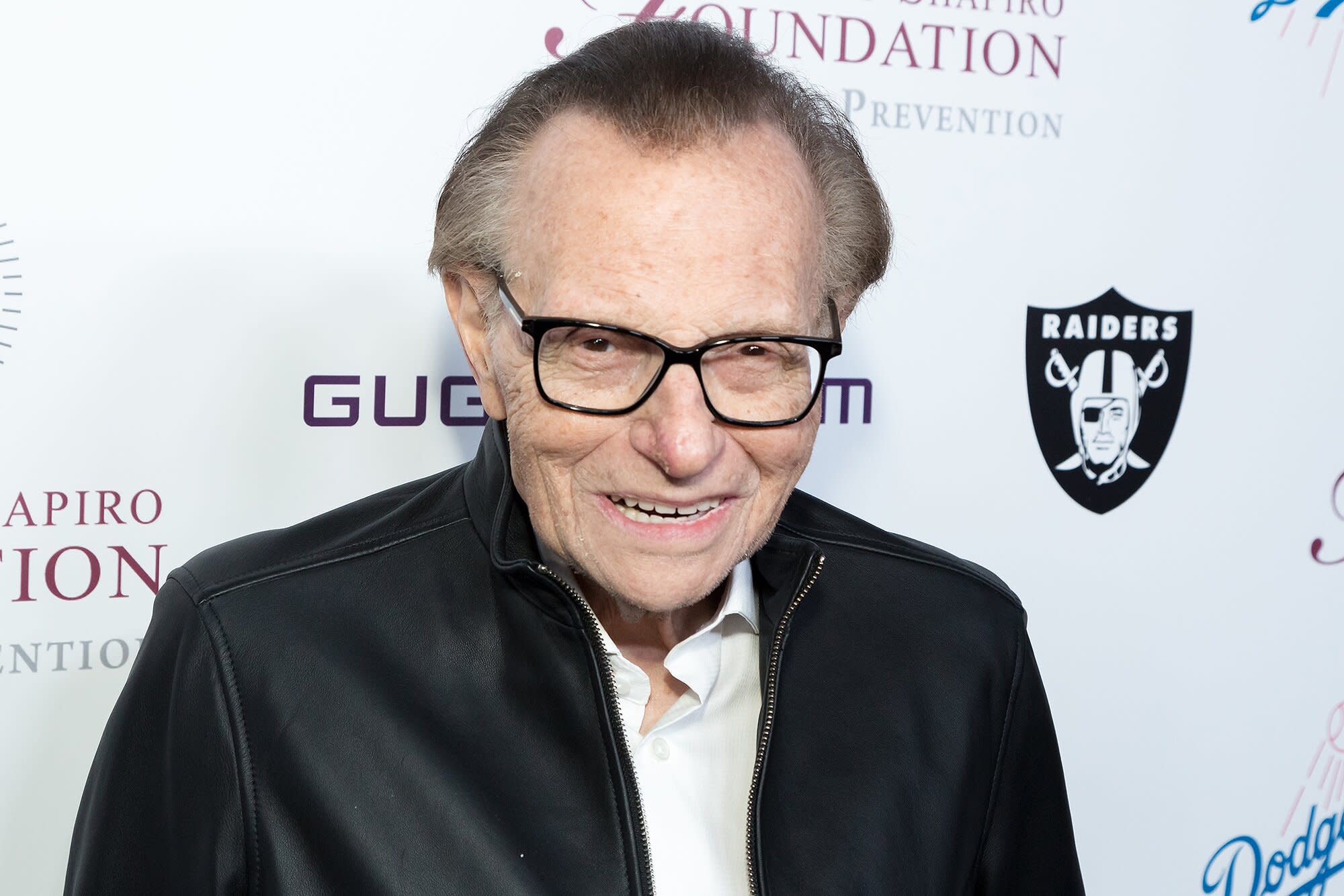 Craig Ferguson Andy Cohen And More Celebs Pay Tribute To Larry King There Was No One Else Like You