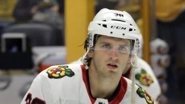 Trade: Predators pay big price for Blackhawks’ Hartman