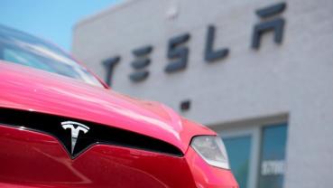 Tesla 起訴 Tesla！電池製造商名稱涉嫌侵權