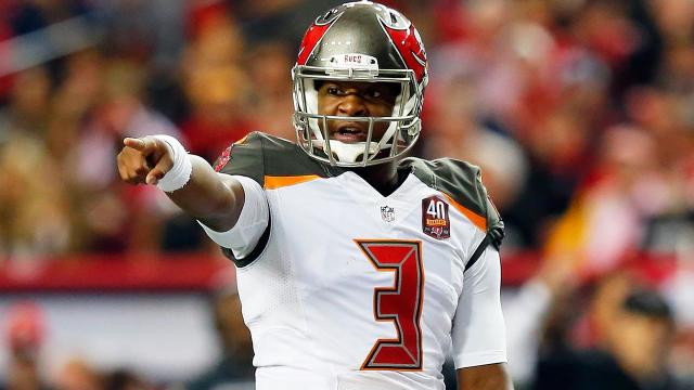 Jameis Winston impressing Buccaneers teammates