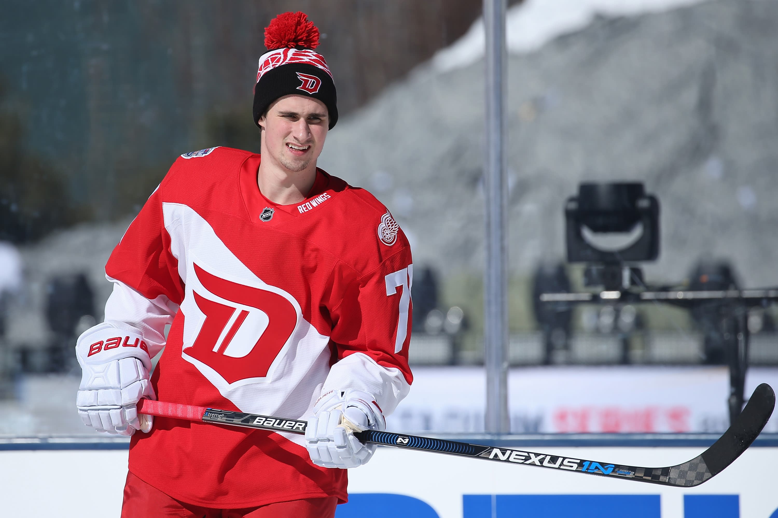 dylan larkin stadium jersey