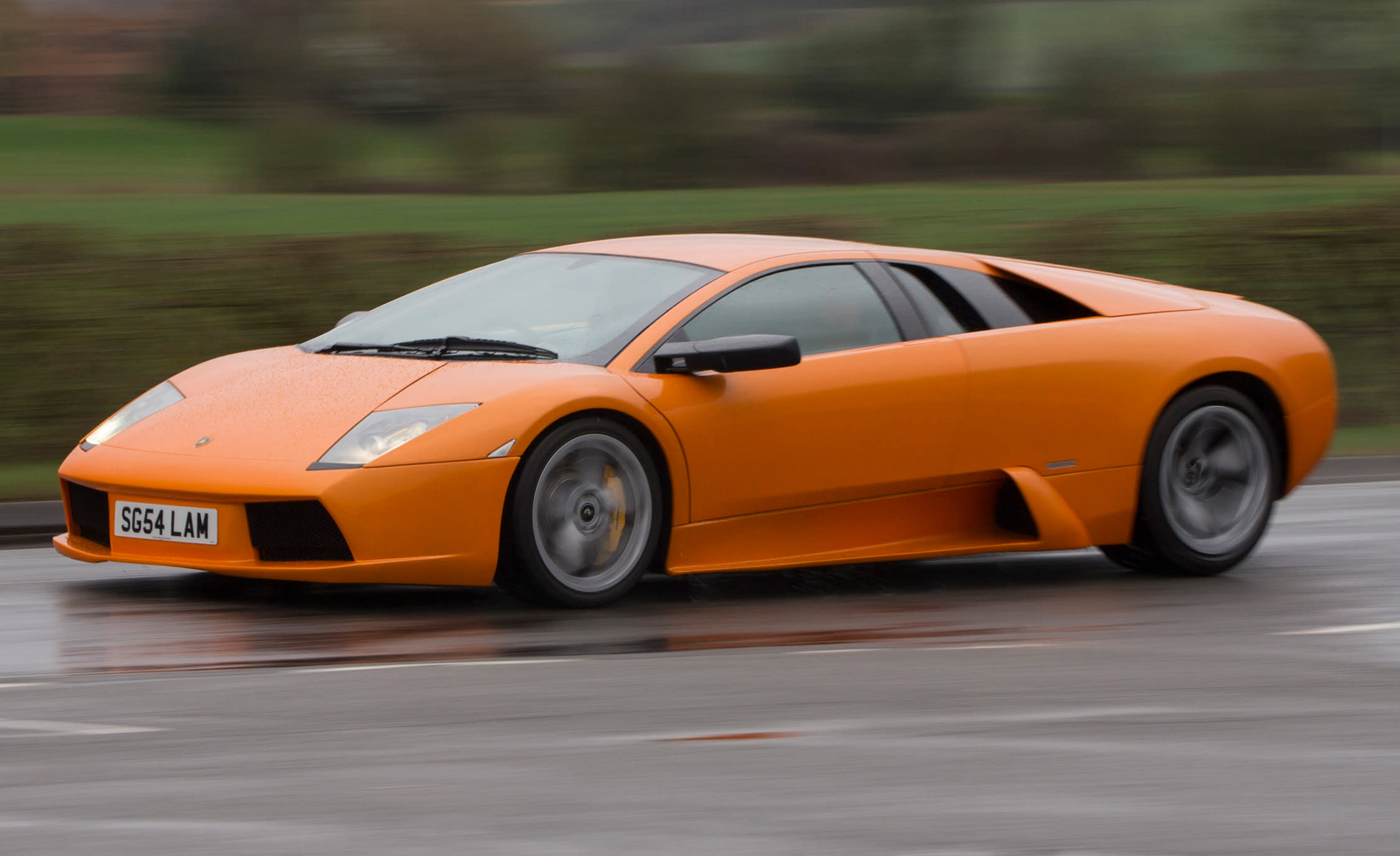 Long-Range Bull: Driving a 250,000-Mile Lamborghini Murcielago