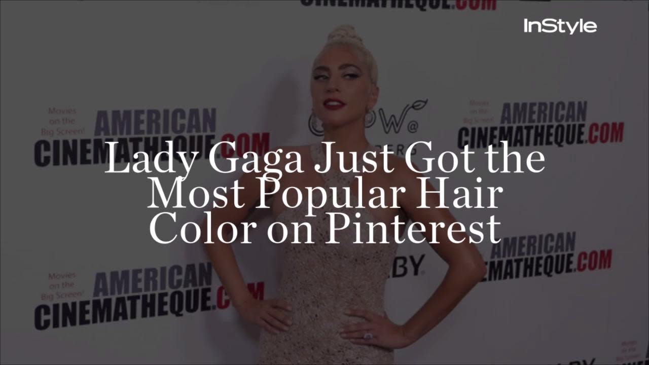 Lady Gaga Celebrates Going Multi-Platinum with Bubblegum Pink Hair Foto