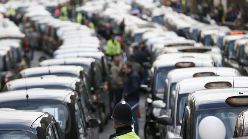 BRITAIN-UBER/PROTEST/