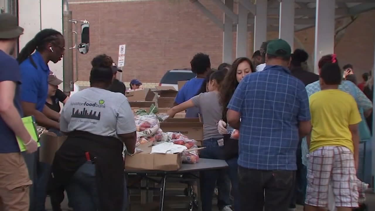 Local food bank in need of assistance during COVID-19 Video