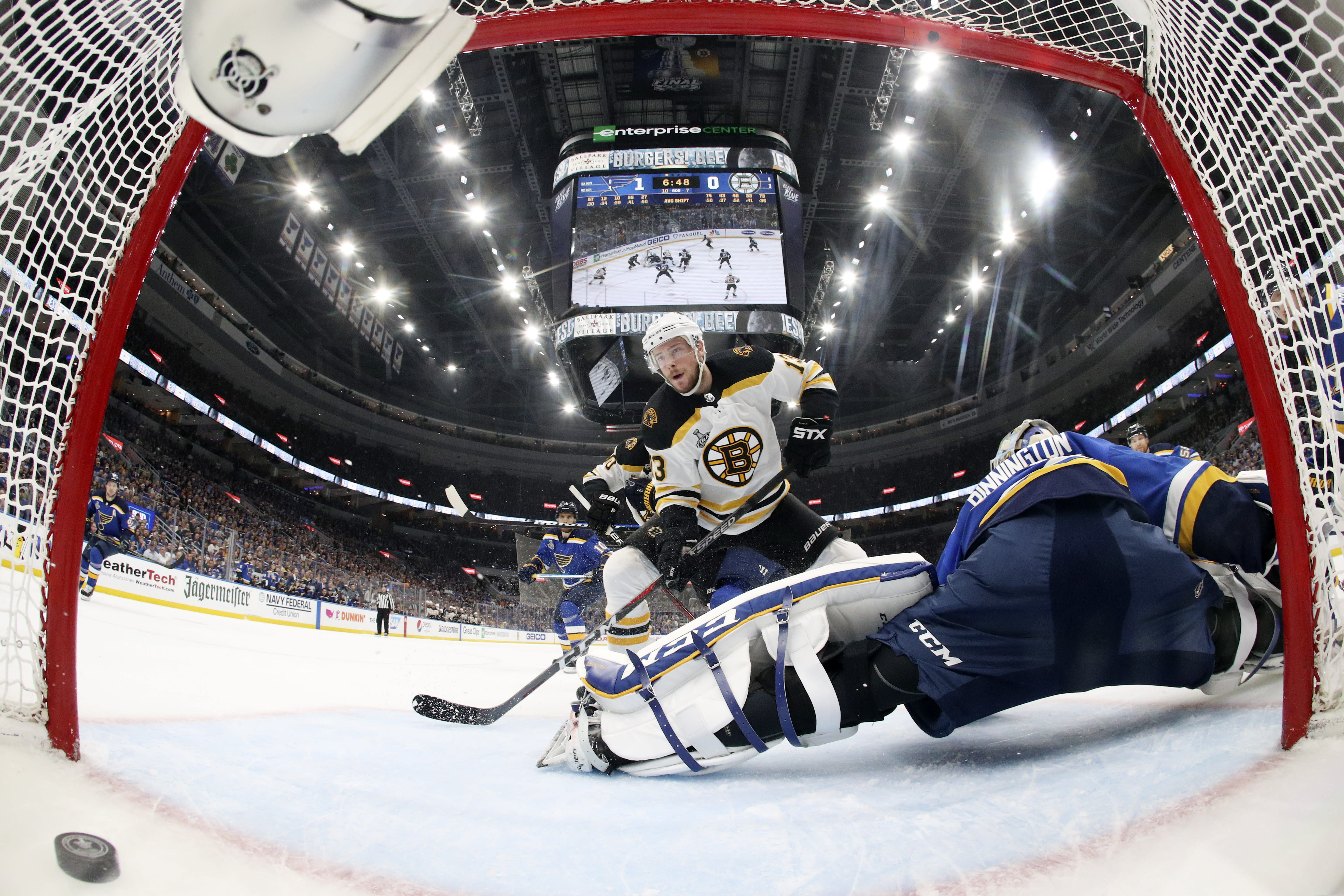 Blues beat Bruins to knot Stanley Cup Final at 2-all