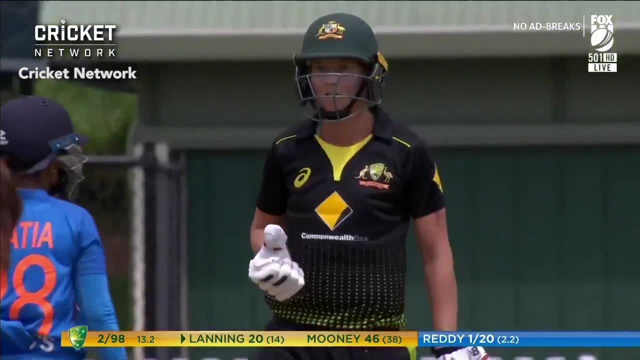 Meg Lannings lucky stump mic break in India v Australia T20