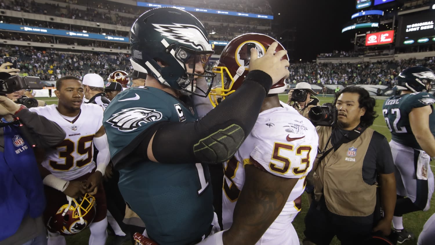 Zach Brown Enjoying Eagles Locker Room Dynamic Which He