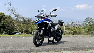 全新1300cc水平對臥引擎 BMW全新大改款R 1300 GS Trophy開箱