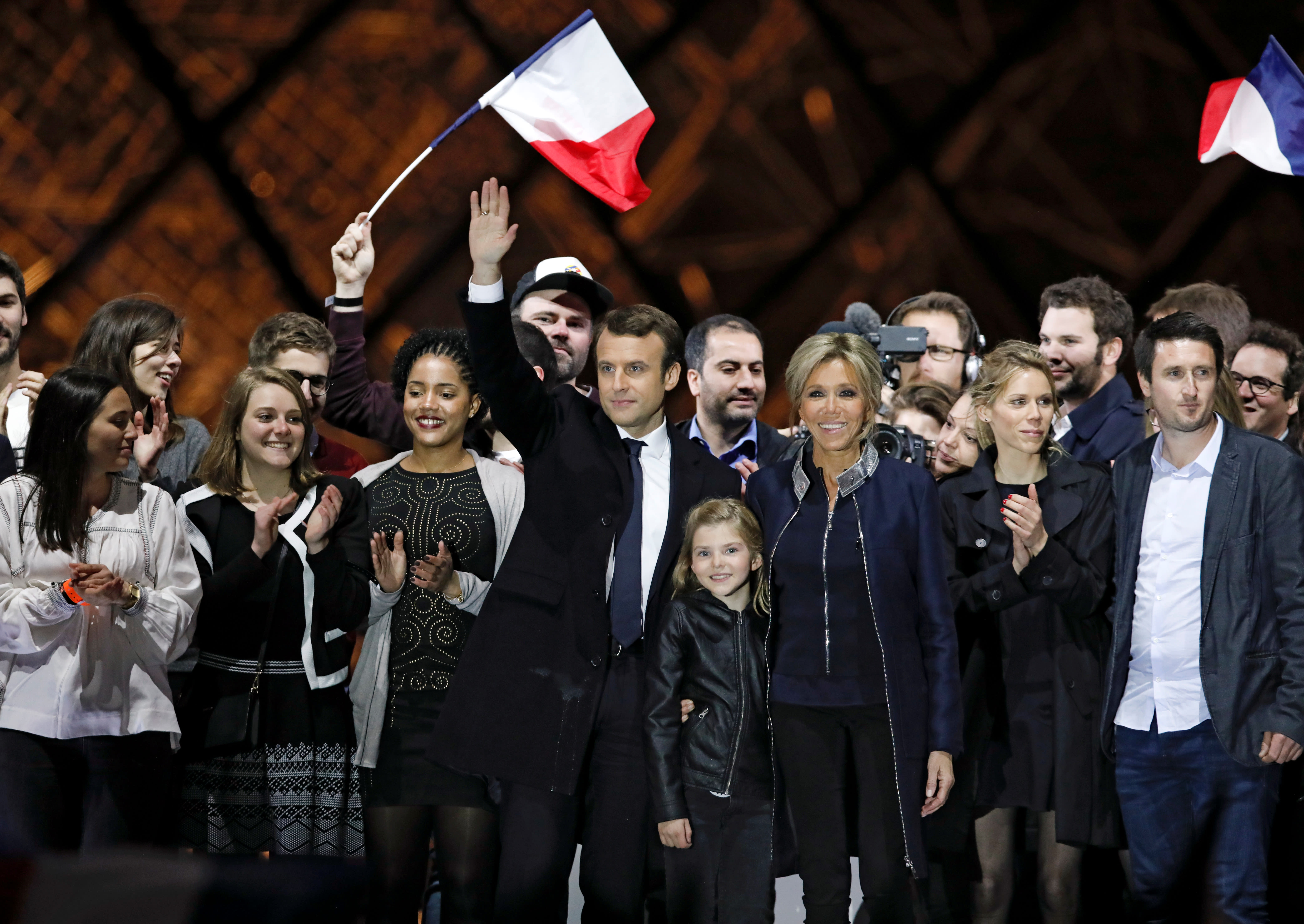 Brigitte Macron et ses enfants sur la photo de famille de ...