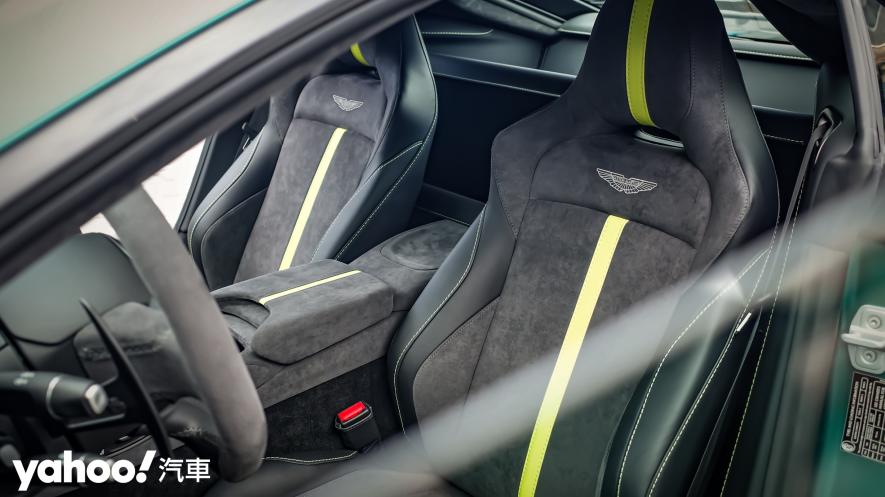 2022 Aston Martin Vantage F1 Edition正式發售！闈場外的街道安全車！ - 14