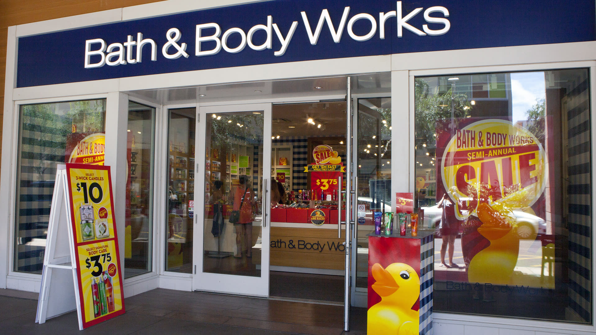 The Bath & Body Works Semi-Annual Sale Is Happening Now