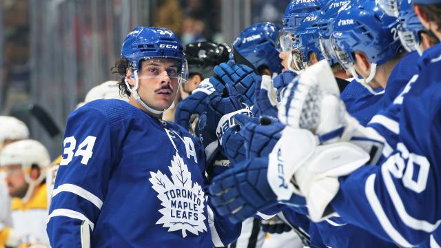 Leafs drop relaxed dress code after player arrives to game in