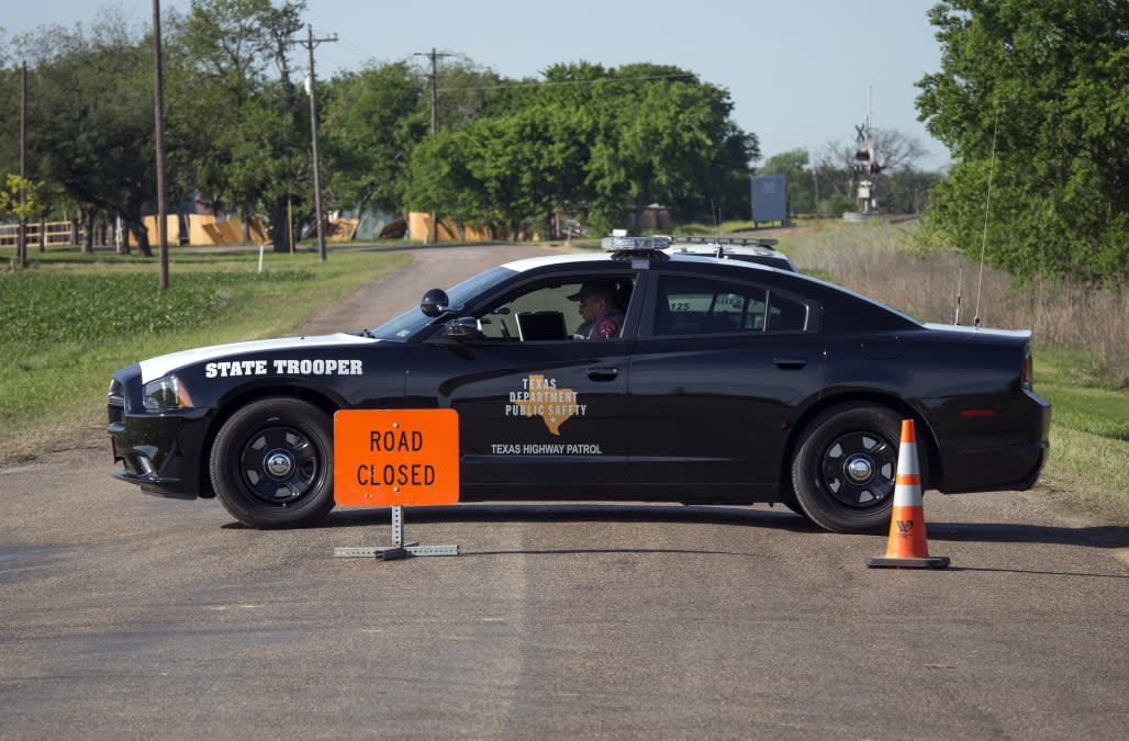 Texas State Trooper Killed In Traffic Stop Suspect On The Run