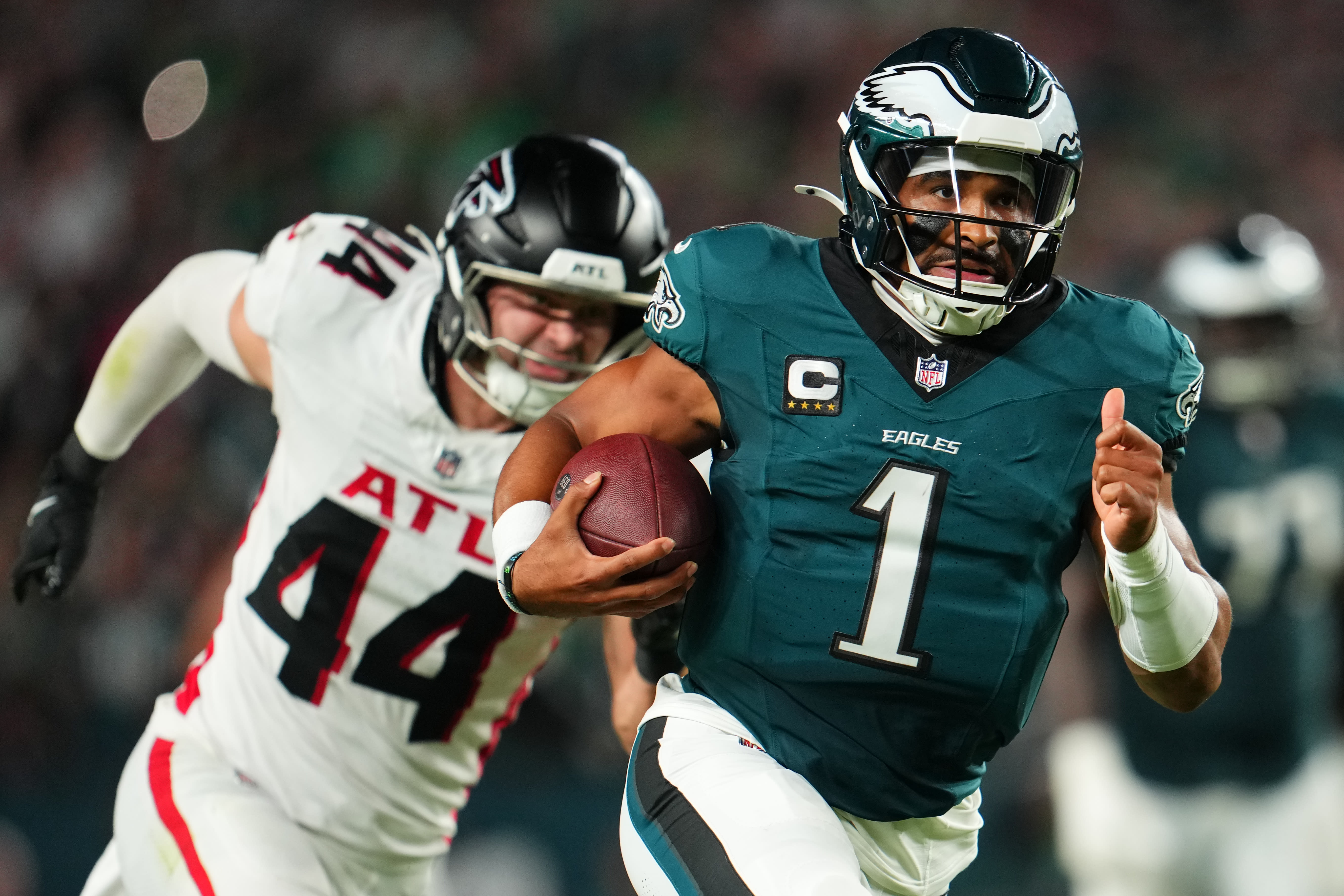 Live updates: Eagles regain lead with long touchdown drive