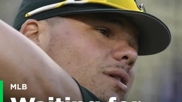 A's catcher Bruce Maxwell can't travel to Canada