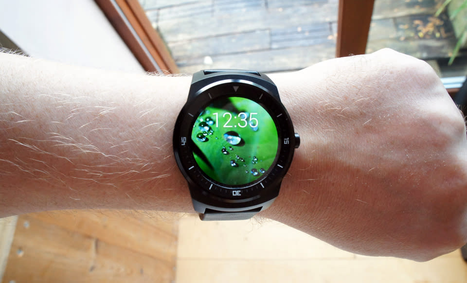LG G Watch R review: good looks and improved battery are a step in the right direction