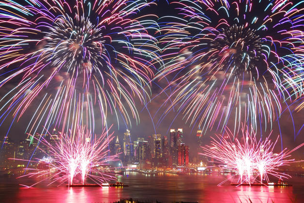 Resultado de imagem para US celebrate our independence this month with massive displays of colorful fireworks.