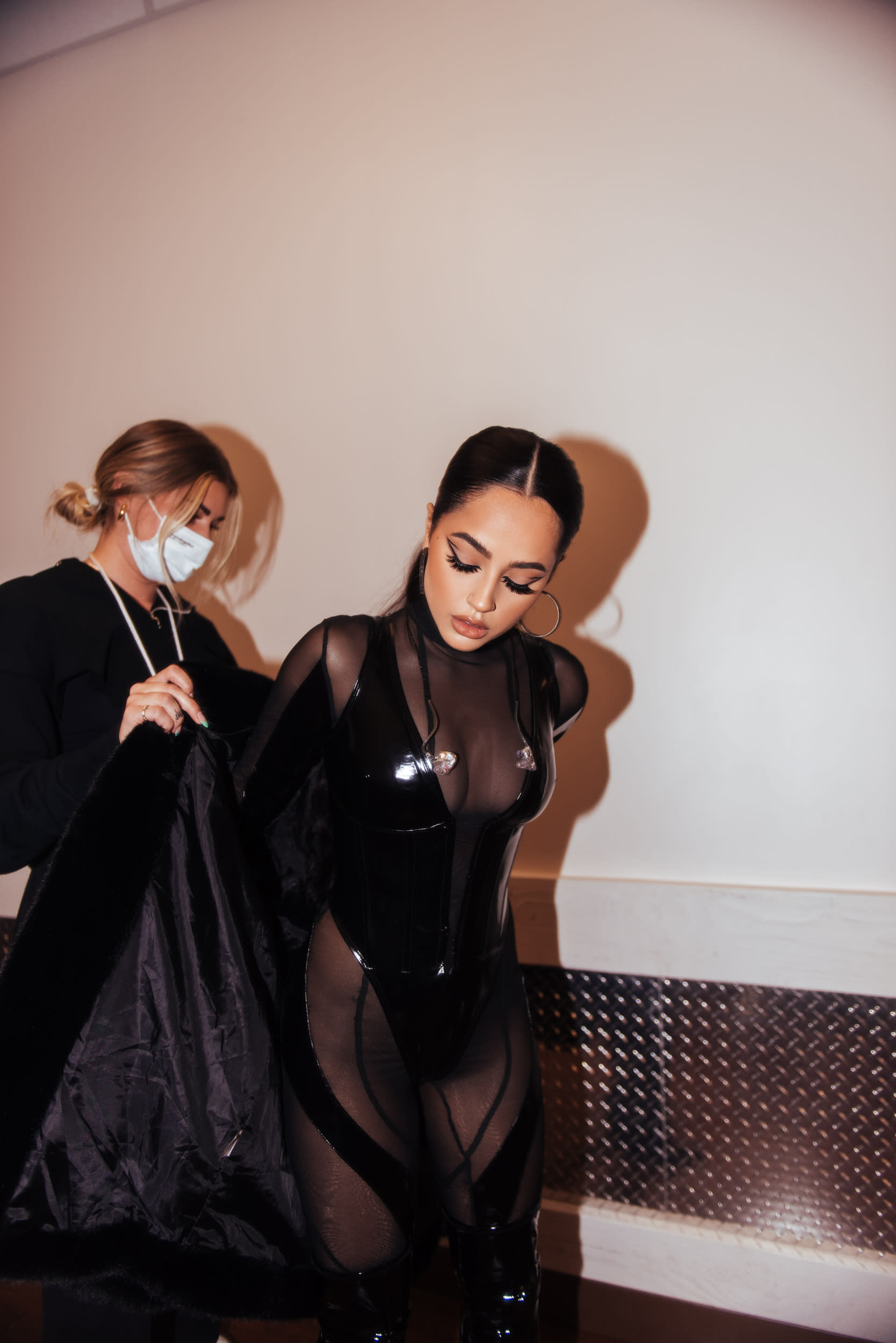 EXCLUSIVE: Getting Ready With Becky G at Latin Grammys' 'Ellas y Su MÃºsica'