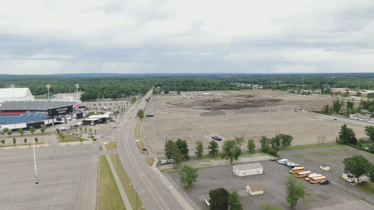 For $316k a year, Dallas is stuck with an empty parking lot near Love Field