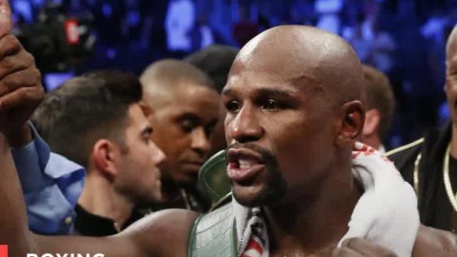 Mayweather TKOs McGregor: Sports world reacts