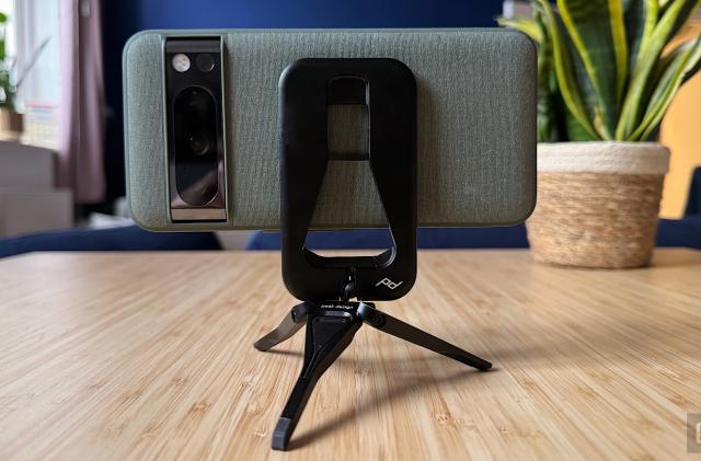 Peak Design Phone Tripod